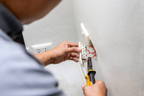 Best Circuit Breaker Repair  in Chualar, CA